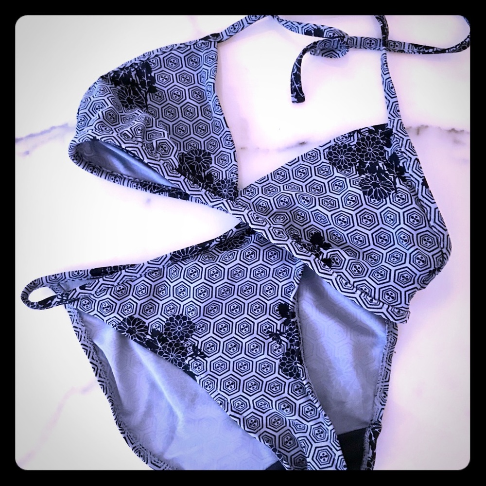 Old Navy Blue Print Bikini Sz M